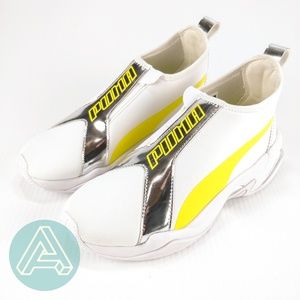 WOMENS SIZE 8.5 PUMA thunder metallic SNEAKERS